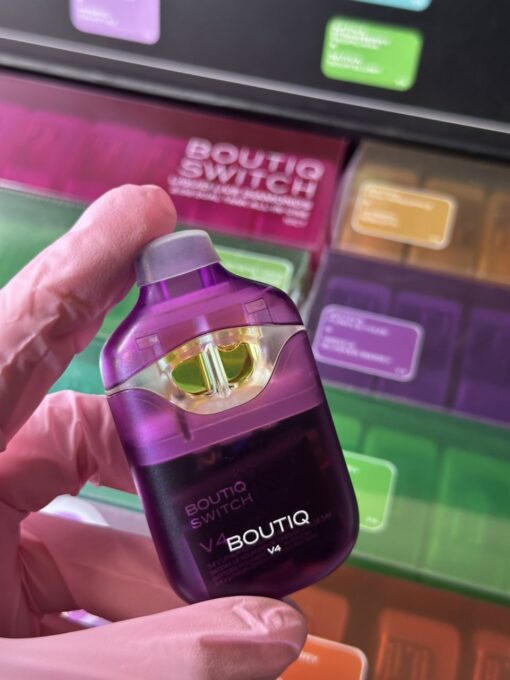 boutiq switch, boutiq switch disposable, boutique disposable, boutiq disposable, boutique switch, boutiq, boutiq dispo, boutiq vape, boutiq switch carts, boutiques disposable, boutiq switch 2g, boutiq switch 2g disposable, boutiq v4, boutiq switch v4, boutique dispo, v4 boutique,